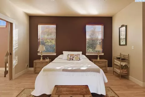 920 SW Center St, Pullman, WA 99163 photo 18