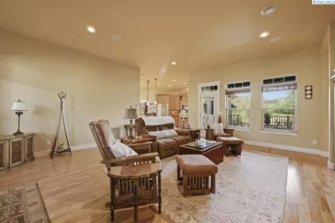 920 SW Center St, Pullman, WA 99163 photo 9