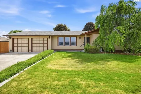 6411 W Willamette Ave, Kennewick, WA 99336