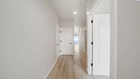 1374 Kalani Ct, West Richland, WA 99353