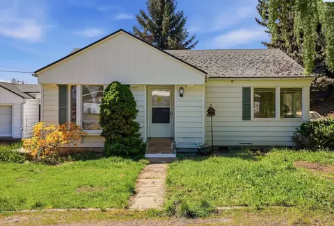 905 W W Un, Garfield, WA 99130