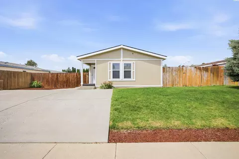 436 N Douglas Ave, Pasco, WA 99301