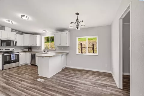 2771 Rogers Rd, Saint John, WA 99171 photo 7