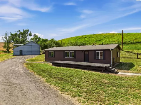 2771 Rogers Rd, Saint John, WA 99171
