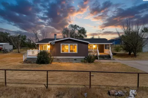 16802 S 1585 Pr SW, Prosser, WA 99350