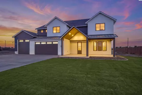 1 Lily Ln, Pasco, WA 99301