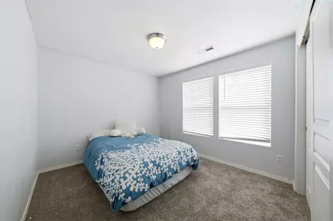 Bedroom - 6214 Robert Wayne Dr, Pasco, WA 99301 photo 1 of 3