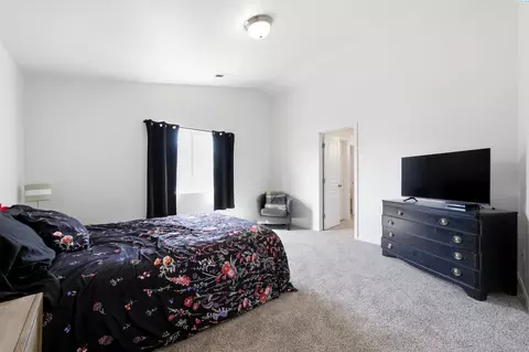 Bedroom - 6214 Robert Wayne Dr, Pasco, WA 99301 photo 2 of 3