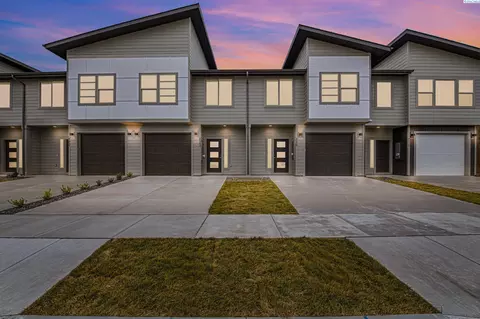 4529 Road 114, Pasco, WA 99301