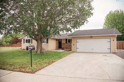 620 N Buntin Pl, Kennewick, WA 99336