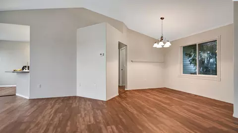 Living - 305 E Ledbetter, Colfax, WA 99111 photo 3 of 6