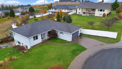 View/Area - 305 E Ledbetter, Colfax, WA 99111 photo 1 of 4