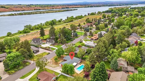 2441 Harris Ave, Richland, WA 99354