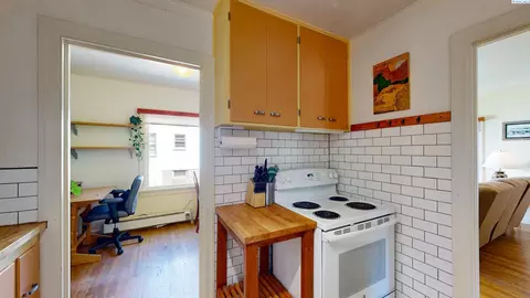 Kitchen - 1045 NE Alfred Ln, Pullman, WA 99163 photo 1 of 5