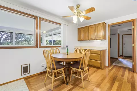Dining - 5620 W Livingston Rd, Pasco, WA 99301 photo 1 of 1