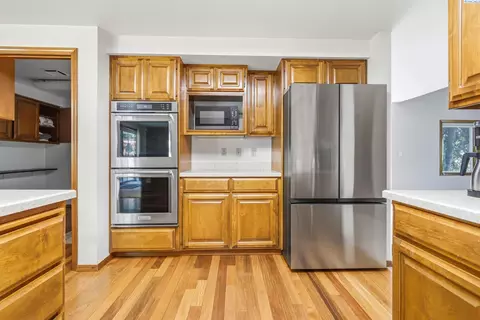 Kitchen - 5620 W Livingston Rd, Pasco, WA 99301 photo 4 of 5