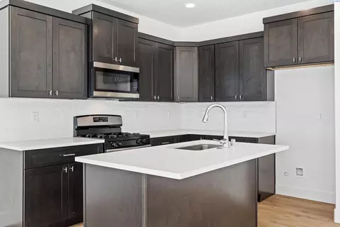 1140 S Underwood Pl, Kennewick, WA 99337