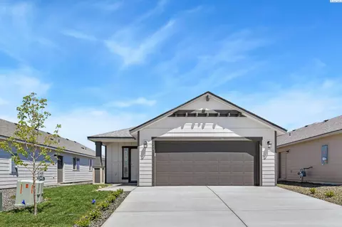 238 N Dewberry Pl, Kennewick, WA 99336