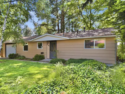 Exterior - 1305 NW Haven Cir, Pullman, WA 99163 photo 7 of 11
