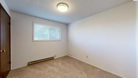Bedroom - 365 NW Thomas St, Pullman, WA 99163 photo 4 of 4