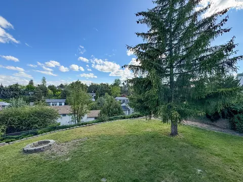 Exterior - 365 NW Thomas St, Pullman, WA 99163 photo 3 of 3