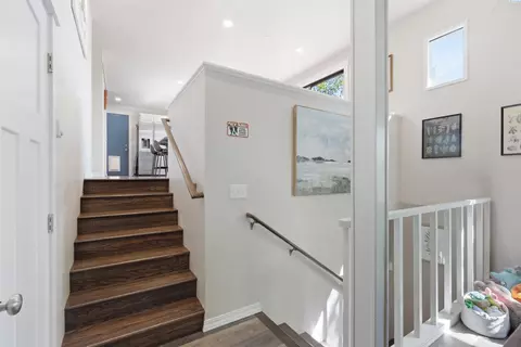 Entry Way - 810 SE Sunny Mead, Pullman, WA 99163 photo 1 of 1