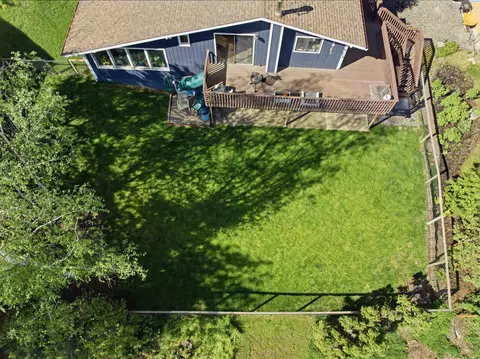 Exterior - 810 SE Sunny Mead, Pullman, WA 99163 photo 11 of 11