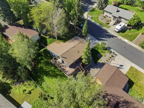 View/Area - 810 SE Sunny Mead, Pullman, WA 99163 photo 6 of 8