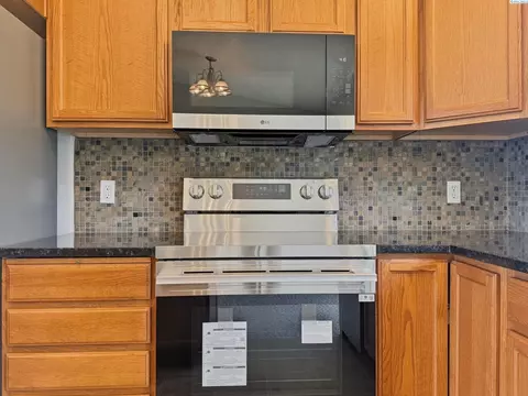 1255 SW Latour Peak, Pullman, WA 99163 photo 9