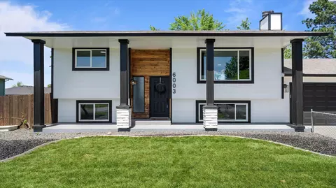 6003 W Okanogan Loop, Kennewick, WA 99336