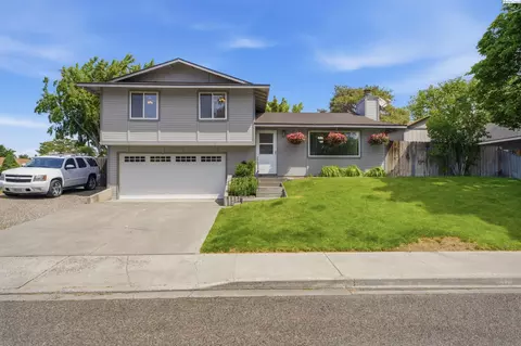 8524 W Entiat Pl, Kennewick, WA 99336