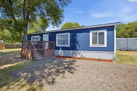 400 14th St UNIT 20, Benton City, WA 99320