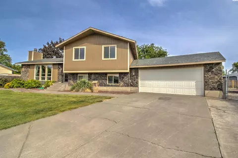 4809 S Beech Ct, Kennewick, WA 99336