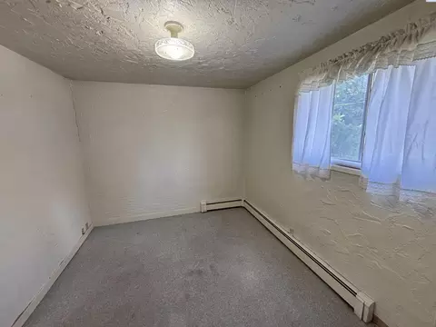 Bedroom - 1155 NE Lybecker Rd, Pullman, WA 99163 photo 3 of 6