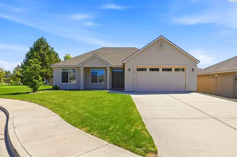 2376 Coppertree Ct, Richland, WA 99354