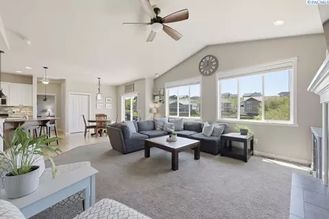 Other - 2325 NW Valley View Dr, Pullman, WA 99163 photo 5 of 12