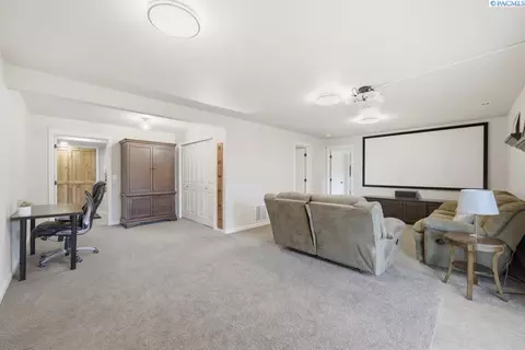 Other - 2325 NW Valley View Dr, Pullman, WA 99163 photo 9 of 12