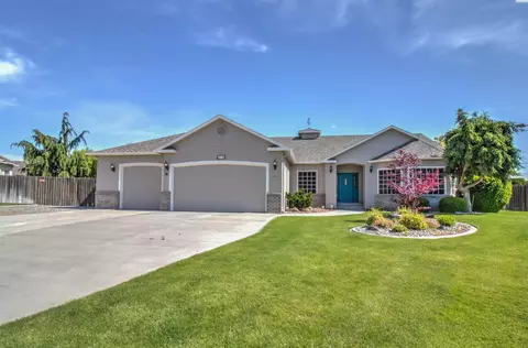 2806 W 38th Ct, Kennewick, WA 99337