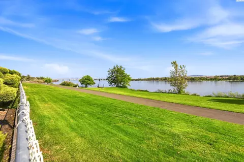 View/Area - 4114 Riverhaven St, Pasco, WA 99301 photo 2 of 7