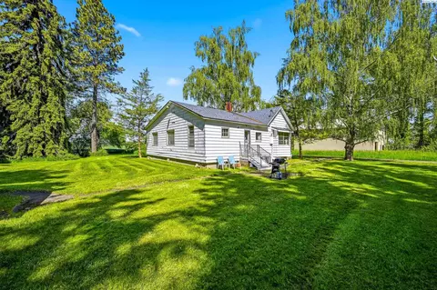 306 W Lincoln St, Farmington, WA 99128