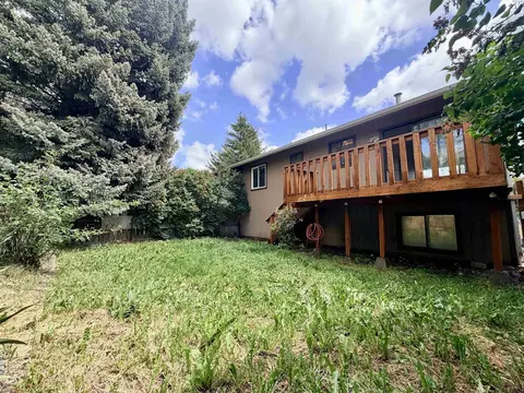 Exterior - 376 NW Dillon St, Pullman, WA 99163 photo 3 of 5