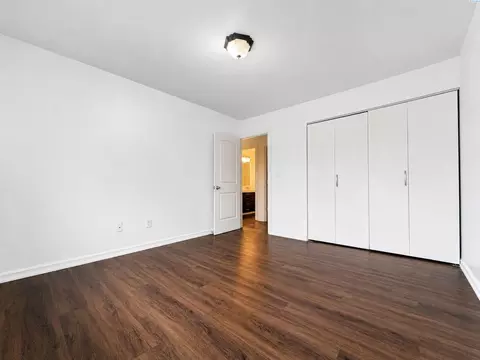 Bedroom - 376 NW Dillon St, Pullman, WA 99163 photo 4 of 4