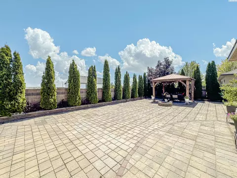 Exterior - 4807 Adobe Dr, Pasco, WA 99301 photo 7 of 8