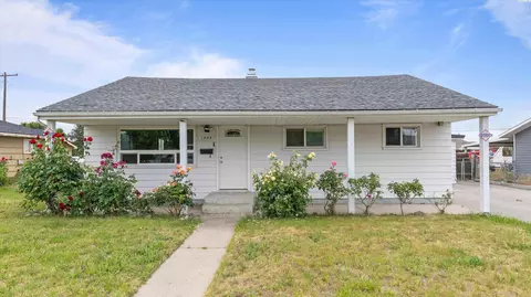 1808 W Nixon St, Pasco, WA 99301