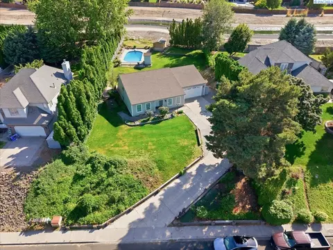 4618 S Quincy Pl, Kennewick, WA 99337