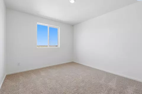 Bedroom - 6508 Polar Dr, Pasco, WA 99301 photo 2 of 4