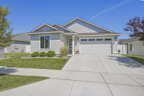 2556 Clark Ridge Dr, Richland, WA 99352