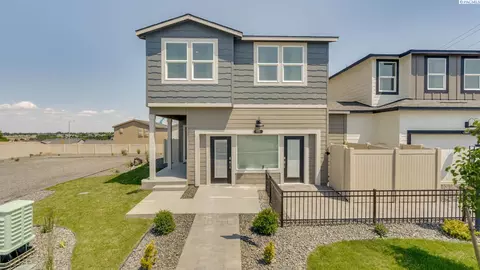931 S Zeelar St, Kennewick, WA 99336
