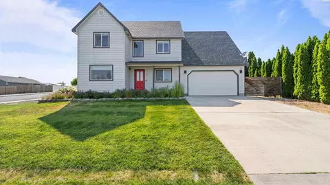 1542 12th St, Benton City, WA 99320