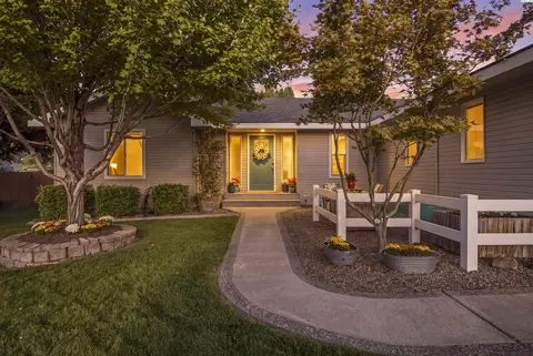 101 S Sherman Pl, Kennewick, WA 99336